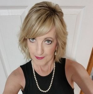 Meet your Posher, Victoria